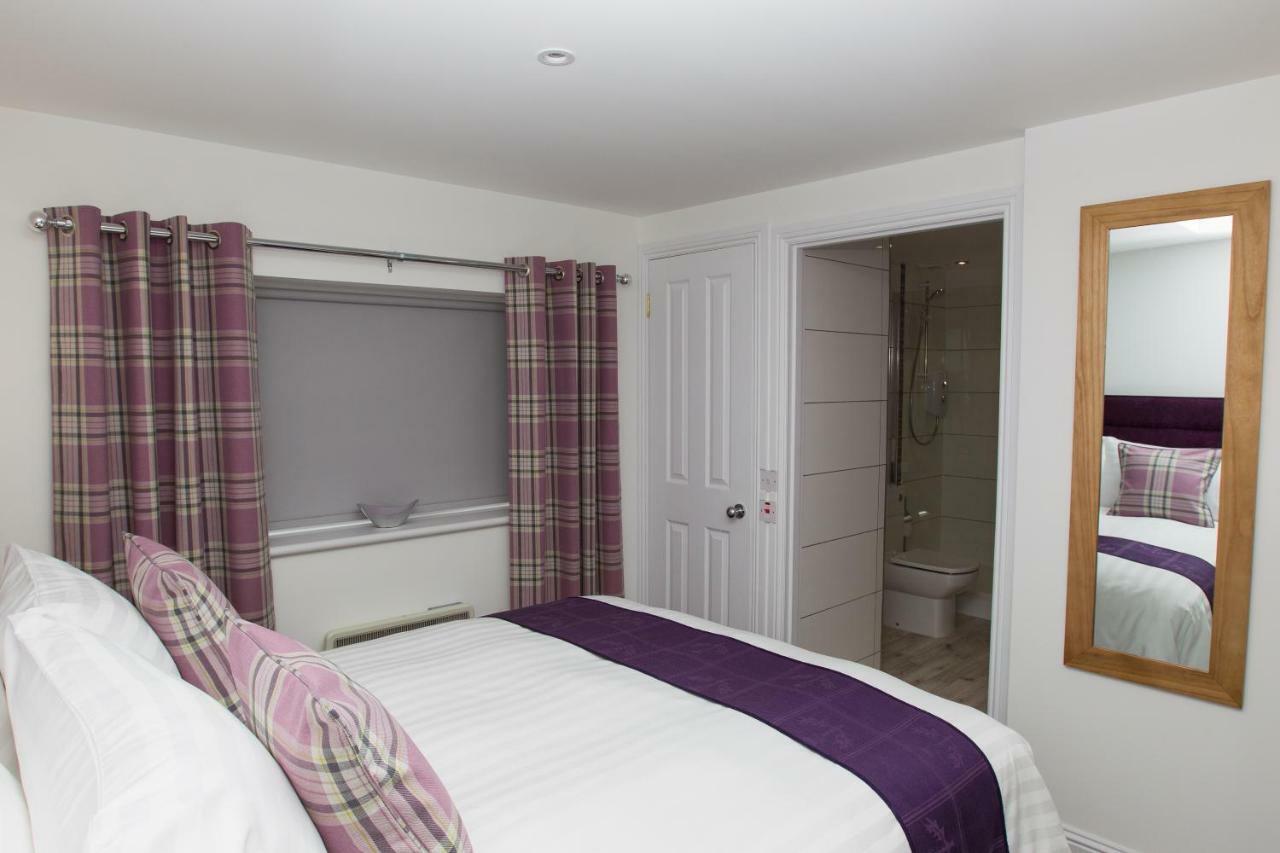 The Chimneys Bed & Breakfast Perth Exterior photo