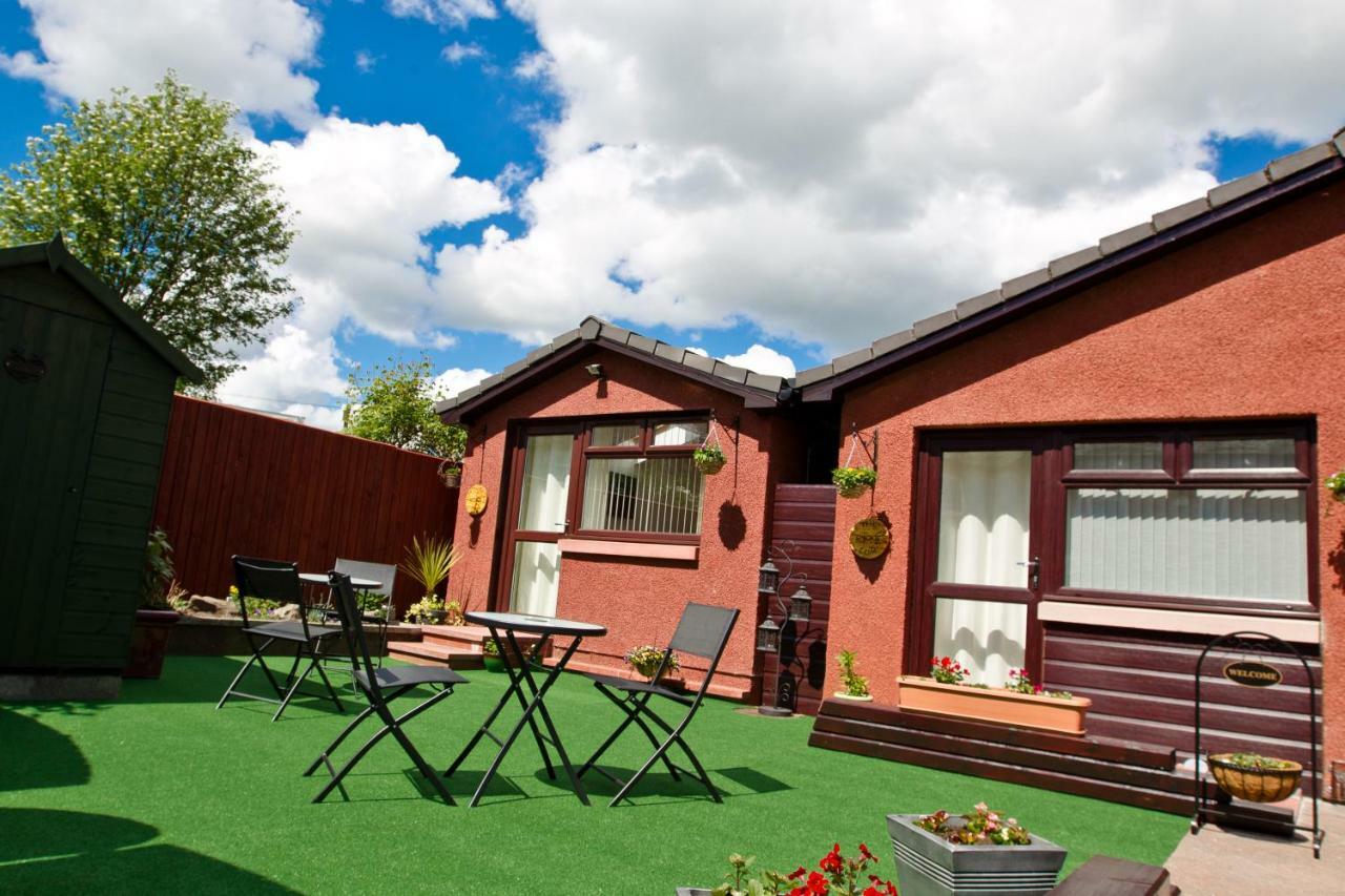 The Chimneys Bed & Breakfast Perth Exterior photo
